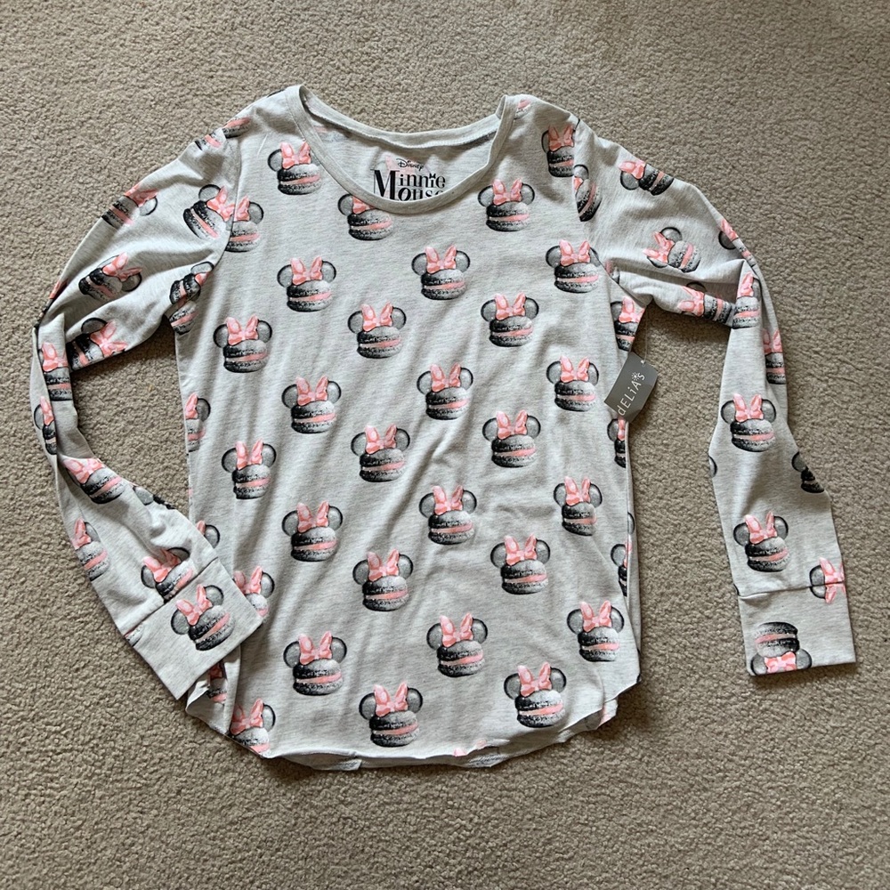 NWT Minnie Mouse Top